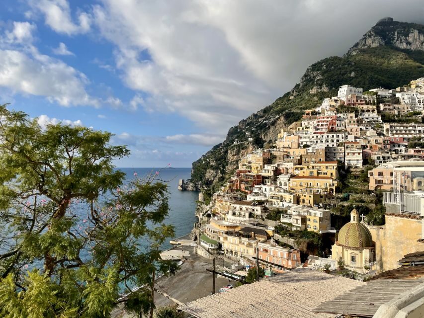 Positano: Old Town Walking Tour with Archaeologist Guide - Central beach viewpoints and the Fornillo break