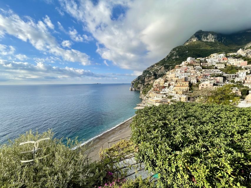 Positano: Old Town Walking Tour with Archaeologist Guide - Santa Maria Assunta and the forts that frame the town