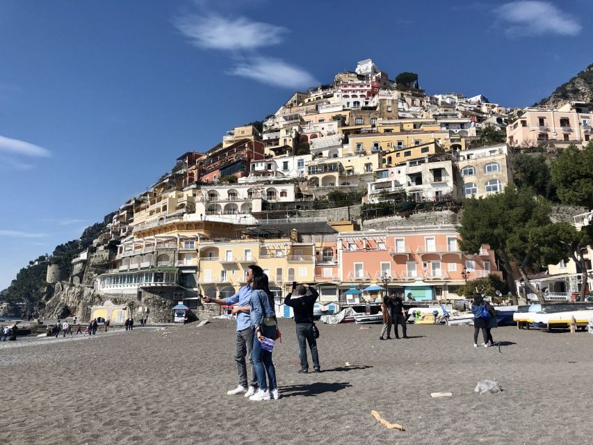Positano: Old Town Walking Tour with Archaeologist Guide - Start at Hotel Pasitea: getting oriented without the crush