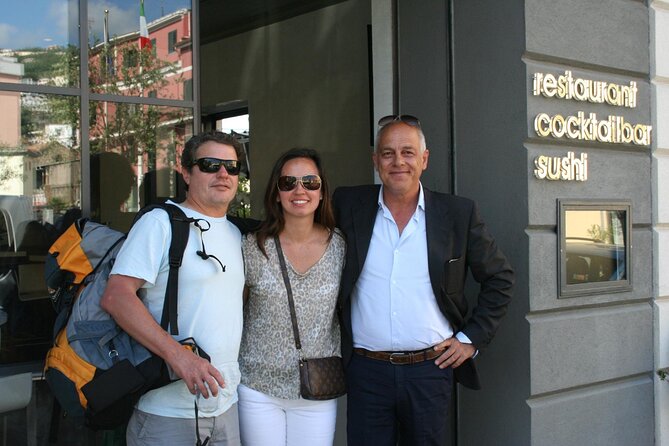 Positano Private Transfer from/to Naples with Pompeii Guided Tour - Inside the Mercedes ride: comfort, privacy, and photo-ready stops