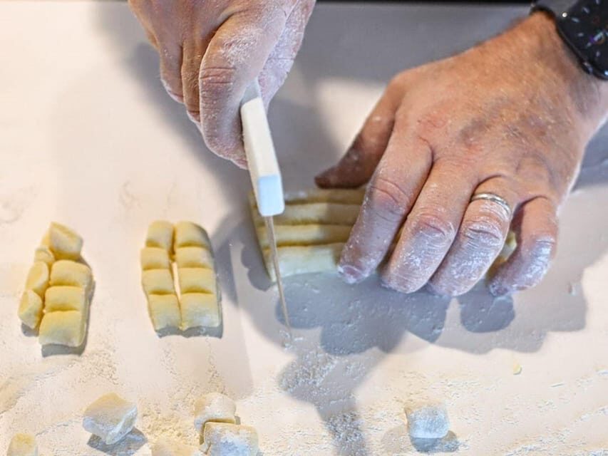 Positano: Small Group Cooking Class with Prosecco & Dessert - What you actually get (beyond the food)