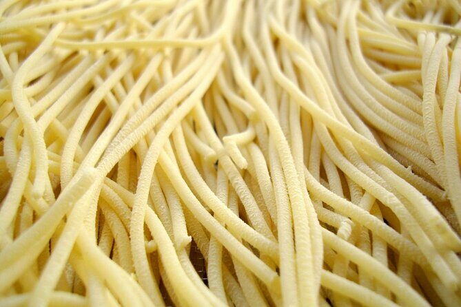 Positano Spaghetti experience - A family kitchen above Positano: what this experience really is