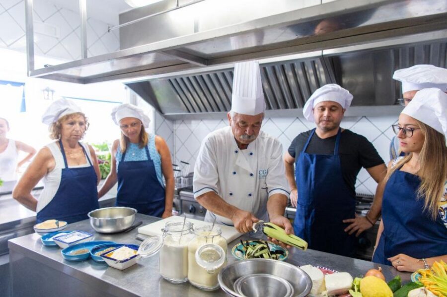 Praiano: Cooking Class with Dinner Overlooking the Sea - Key things I’d plan around