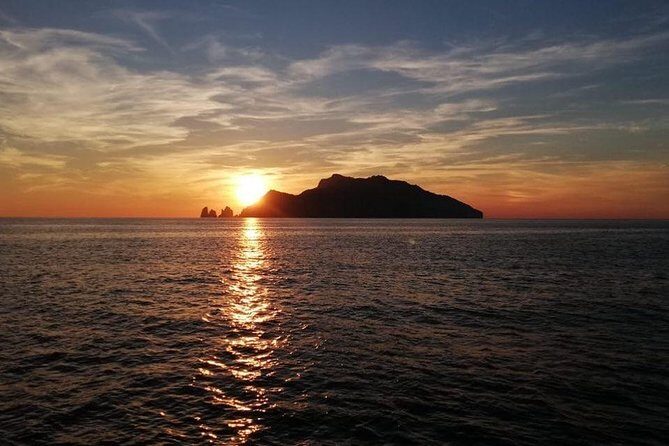 Private 4-Hour Boat Tour to Capri island with limoncello tasting - The 4-hour route from Sorrento, mapped for real timing