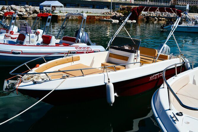 Private 40hp Boat Tour of the Amalfi Coast and Positano - First Leg to Vietri sul Mare: Ceramics Before You Even Dock