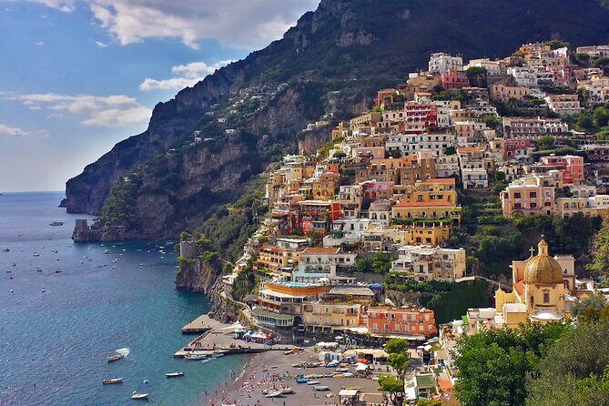 Private Amalfi Coast Sightseeing Tour - From Sorrento to Li Galli: Cliffside Photos Before Positano