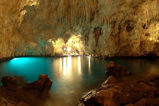 Private Amalfi Coast tour by Vintage Fiat 600 from Naples - Emerald Grotto at Cape Conca: the boat ride and the light show