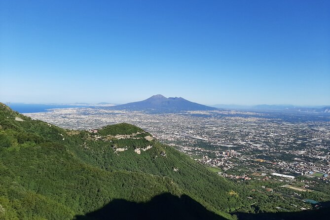 Private Amalfi Transfer from Napoli with English Speaking Driver - What you’ll see from the car: Vesuvius, Capri, and Pompeii