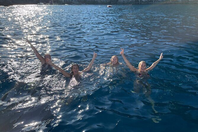 Private Boat Excursion from Sorrento to Capri and Faraglioni - I Faraglioni: The Capri Photo Moment (With Time to Swim or Rest)
