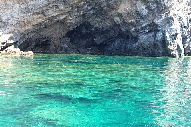 Private boat excursion island of Ischia with Gozzo Cilento 12m - La Scarrupata Swim Stop: Short Time, Big Water Rewards