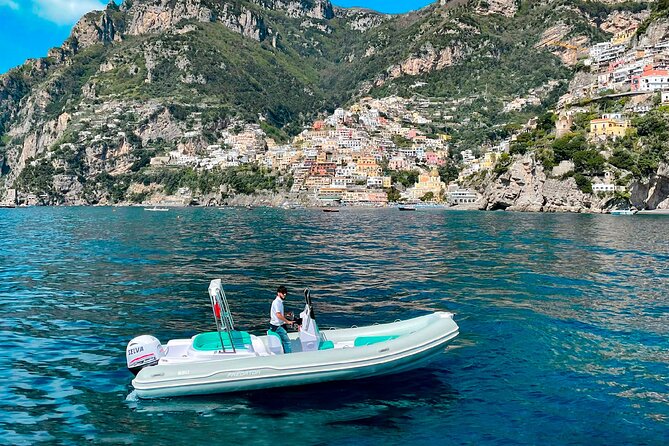Private Boat Tour: 90 minutes in Amalfi Coast with snacks and drinks - Key highlights before you set sail
