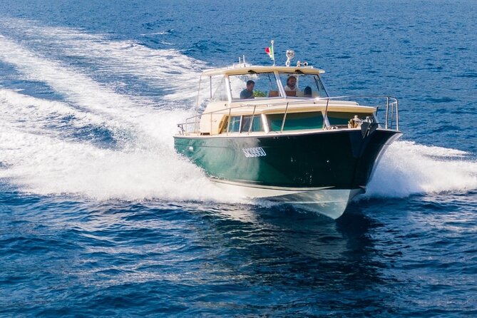 Private Boat Tour along the Amalfi Coast or Capri - A private Amalfi boat day, minus the crowds