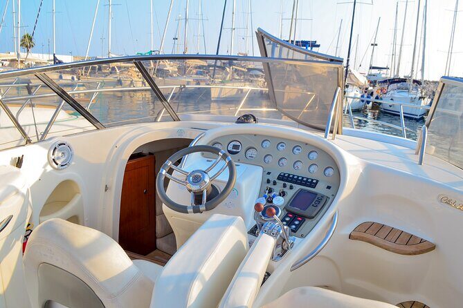 Private boat tour Amalfi Coast - Who should book this private Amalfi Coast cruise?