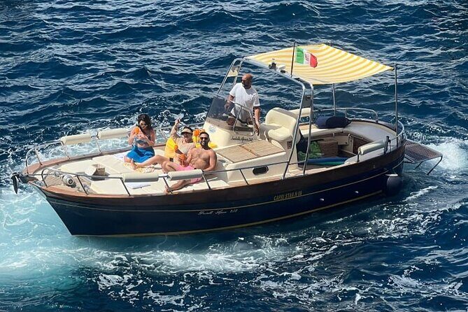 Private boat tour Capri Full day - Time on Capri itself: walking breaks that don’t waste your day