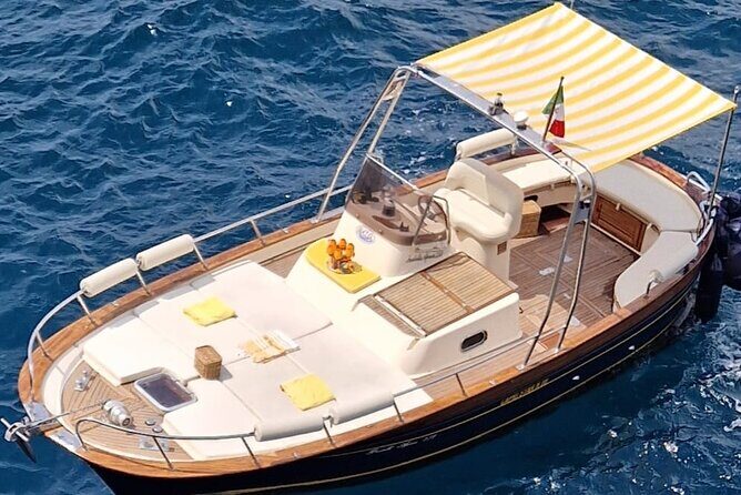 Private boat tour Capri Full day - How long is a “full day” here, and how to choose 4 vs 8 hours