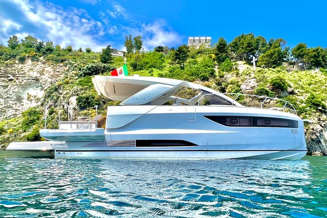 Private boat tour from Naples to Capri+Amalfi Coast JEANNEAU DB43 - Capri walking time: Piazzetta, narrow streets, and smart lunch booking