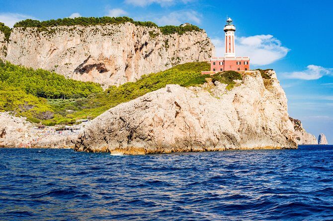 Private Boat Tour from Sorrento to Capri on a Classic Gozzo 7.50 - The 7-hour route: how the timing works without rushing you
