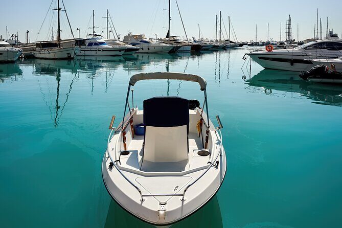 Private Boat Tour of Capri and the Blue Grotto in One Day - Amalfi Coast cruising and the Lì Galli swim stop