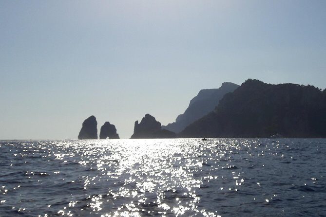 Private boat tour of the island of Capri - Porto di Sorrento Meet-Up and the 9:30 am Start
