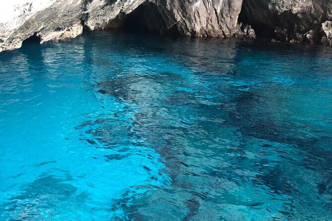 Private Boat Tour to discover Capri - Cascatella, Grotta Rossa, and the White Grotto: quick stops with strong payoff