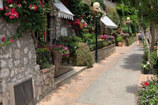 Private Capri and Blue Grotto Day Tour From Sorrento - Augustus Gardens (Giardini di Augusto): calm gardens with big viewpoints