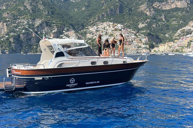 Private Capri Day Tour from Sorrento on a 38ft Motorboat - Capri island time: how to use your hours wisely