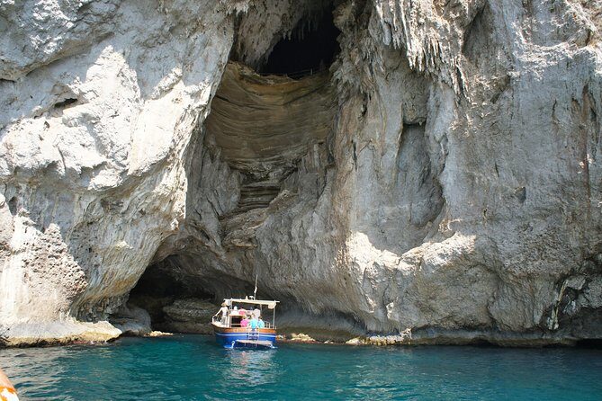 PRIVATE CAPRI ISLAND & BLUE GROTTO Full Day boat tour. - I Faraglioni: the postcard rocks with real scale