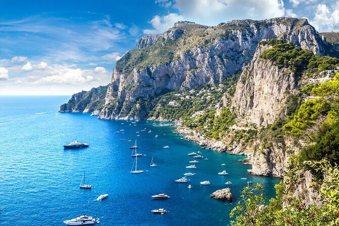 Private Capri Luxury Boat Experience: Cruise, Swim & Sunbathe - Entering Capri Comfort: What You Really Get on This Private Boat Day
