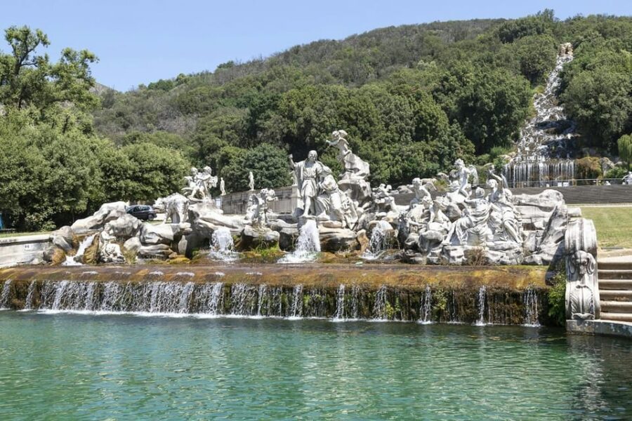 Private Caserta Royal Palace and Gardens Tour inc. Shuttle - Stop at Van: the short 10 minutes that help you make sense of the plan