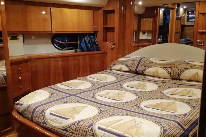 Private Cruise to Capri and Amalfi coast from Positano or Amalfi - yacht 50' - Amalfi Coast sightseeing with built-in swim breaks (Positano, Amalfi, Li Galli, Nerano)