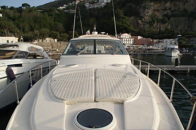 Private Cruise to Capri and Amalfi coast from Positano or Amalfi - yacht 50' - Cruising around Capri: Green Grotto, Punta Carena, Marina Piccola, Faraglioni