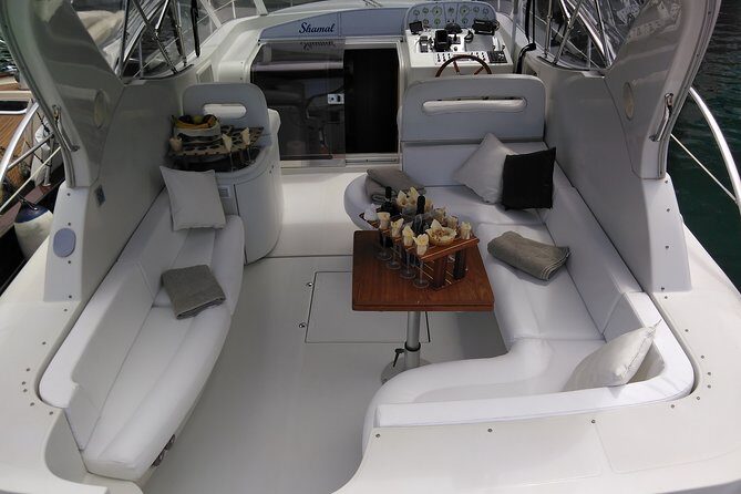 Private Cruise to Capri and Amalfi coast from Sorrento or Capri - yacht 40' - Private yacht time from Sorrento or Capri