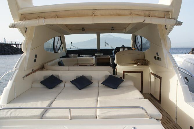 Private Cruise to Capri from Sorrento - yacht 50' - Crew Quality: Attentive Help Makes the Difference