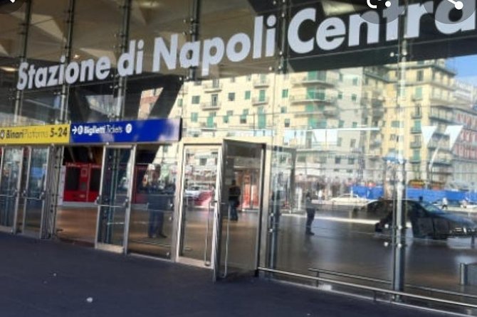 Private driver from Naples airport to the center or vice versa - Why this Naples transfer feels different from “just a taxi”