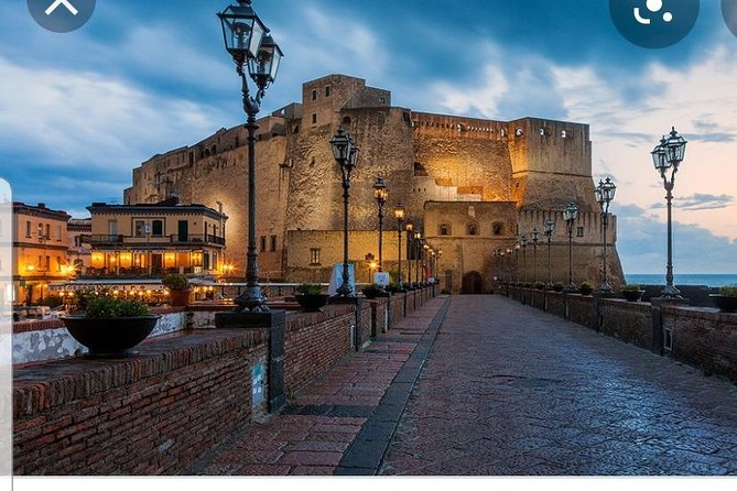 Private driver from Naples airport to the center or vice versa - Finding your driver at Naples Airport (without stress)