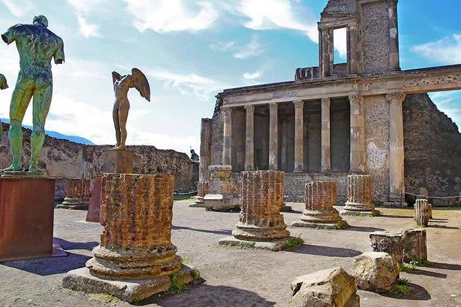 Private Excursion to Pompeii and Amalfi Coast from Naples Cruise Port or Hotel - Pompeii first: how the skip-the-line plan saves your whole day