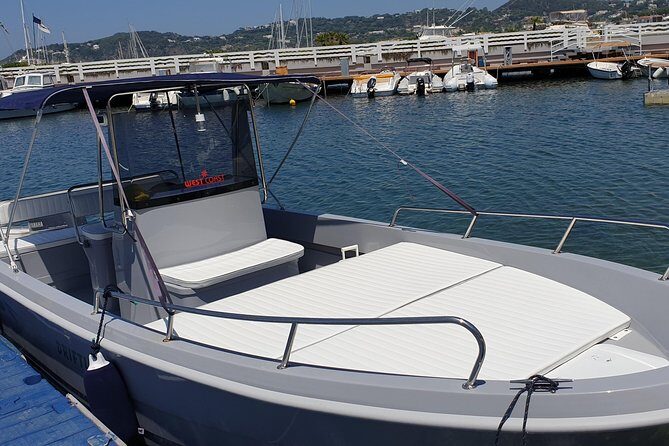 Private excursion to the island of Ischia by Conero 6.6m boat - La Scarrupata and Baia di San Montano: Two Chances to Swim