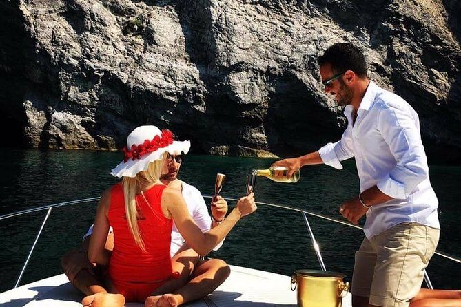 Private full day tour by boat on the Amalfi Coast - The route: Vietri sul Mare to Positano, with the coast as your moving map