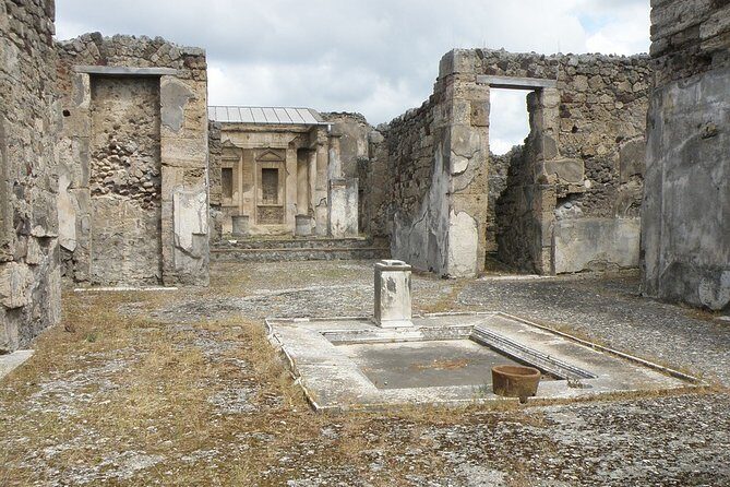 Private Full Day Tour to Pompeii and Amalfi Coast from Rome in Fast Train - Rome to Naples by fast train: saving hours you’ll feel