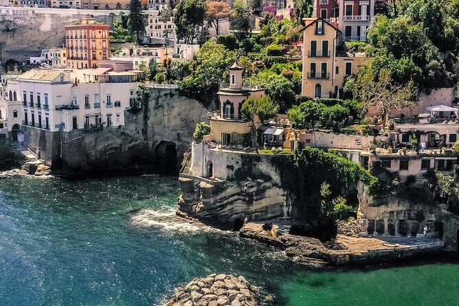 Private Guided Half Day Panoramic Tour in Naples - Riding Naples by scooter: why this half day works