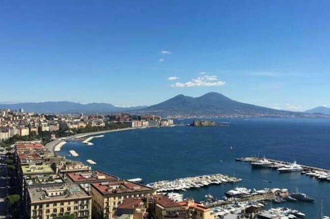 Private Guided Half Day Panoramic Tour in Naples - Piazza del Gesu Nuovo to Vomero: the road built by Ferdinand II