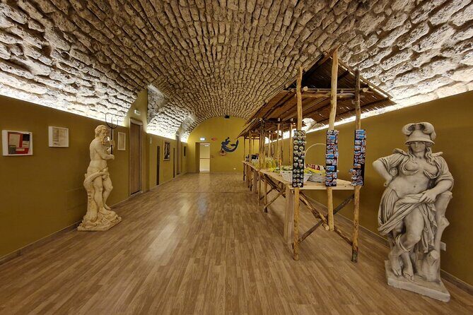 Private Guided Multimedia Exhibition on the History of Sorrento - Meeting on Via Antonino Sersale (and how to plan around it)