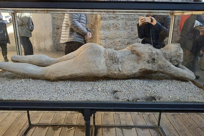 Private Guided Tour of Pompeii. Sunset Tour - The big payoff: Pompeii Archaeological Park in a smart loop