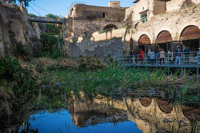 Private Herculaneum for Families: Kids Archaeology Adventure - Boat Pavilion and Vesuvius views: making the coast make sense