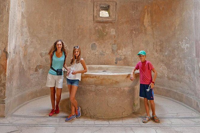 Private Herculaneum Tour for Kids and Families - Getting In at Ercolano Scavi: Skip-the-Line Means Less Waiting