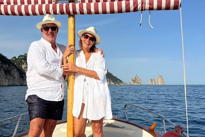 Private Island of Capri Boat Tour for Couples - The 2-hour route: Green Grotto, Faraglioni, Grotta Rossa, and more