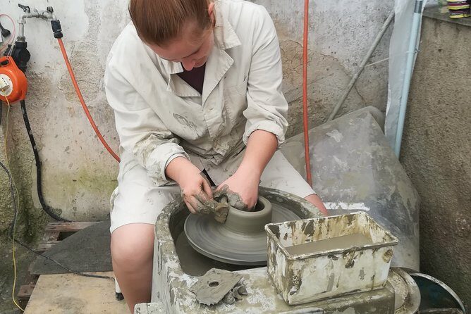 Private Lesson on the Ceramic Tradition in Vietri sul Mare - Pulcinella Sciòroom in Vietri sul Mare: where you start