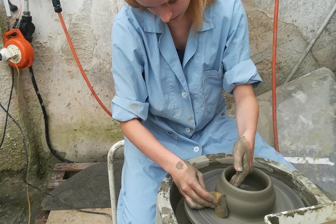 Private Lesson on the Ceramic Tradition in Vietri sul Mare - Price and value: is $35 per person worth it?