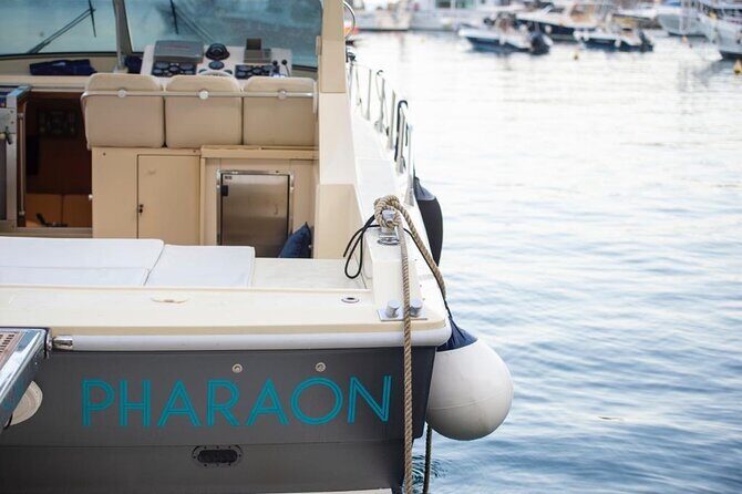 Private Luxury Capri-Amalfi tour with aperitif on board! - Stop 3: Praiano for fishing-village character