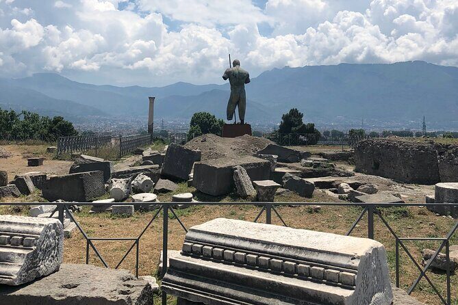 Private Pompeii and Herculaneum Day Tour with Pick Up - Guides who turn ruins into people (names you might meet)